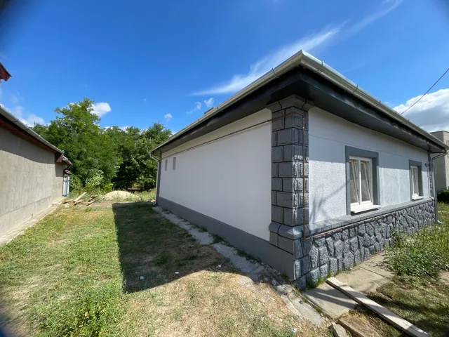 Eladó ház Tiszalök 77 nm