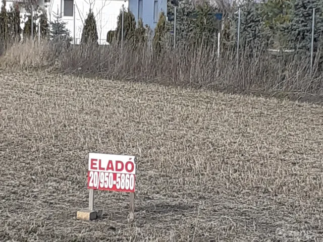 Eladó telek Győr, Sárás 2624 nm