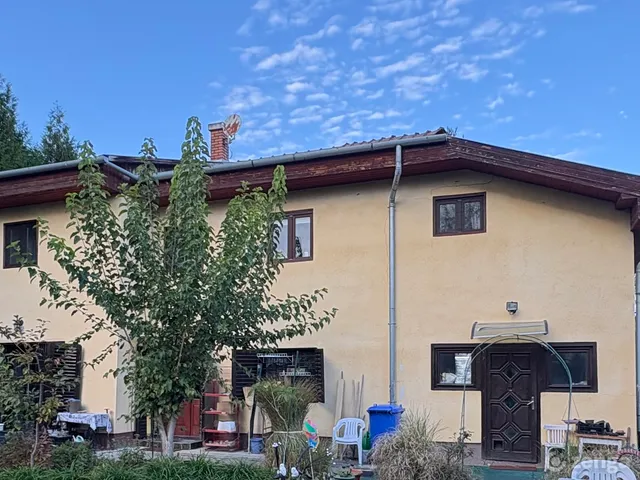 Eladó ház Szigetmonostor, Horány 185 nm