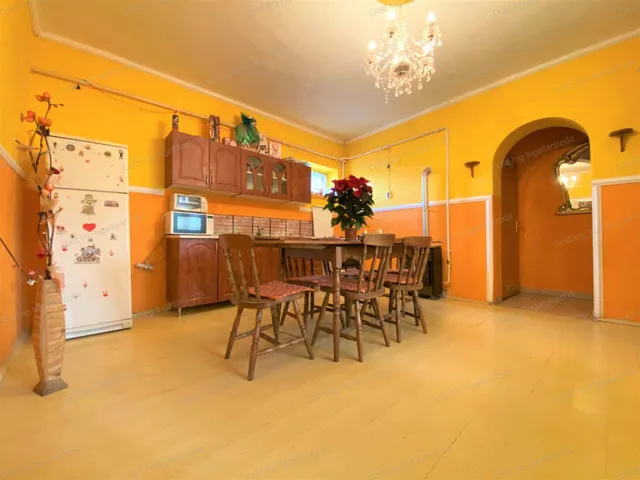 Eladó ház Sarkad 142 nm