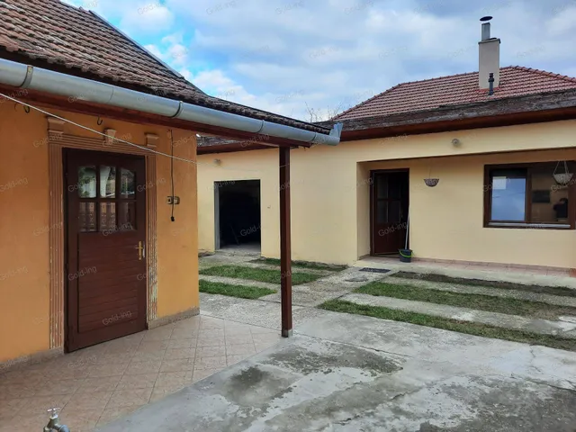 Eladó ház Békéscsaba 100 nm