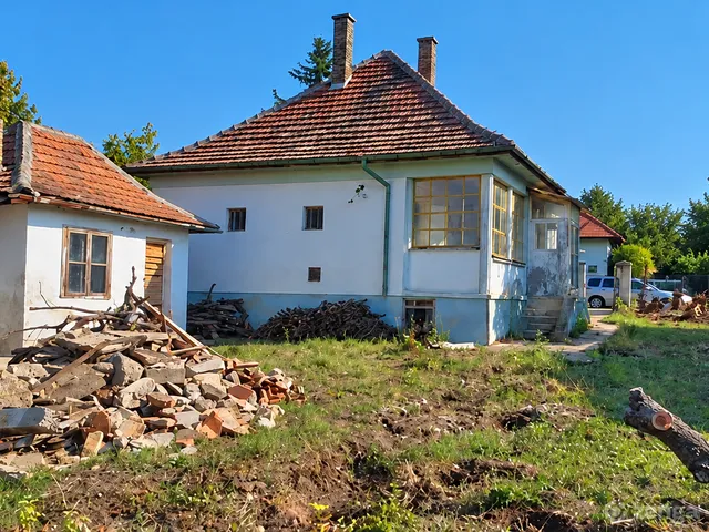 Eladó ház Veszprém, Újtelep 62 nm