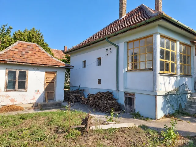 Eladó ház Veszprém, Újtelep 62 nm