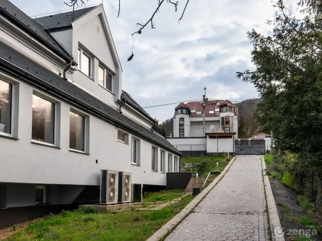 Eladó lakás Budapest III. kerület, Testvérhegy, Jablonka út 77 196 nm