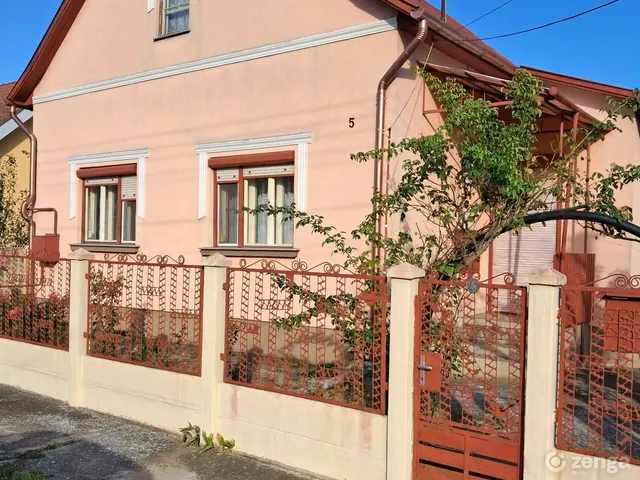 Eladó ház Püspökladány 90 nm
