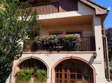 Eladó ház Erdőkertes, Reveteg 230 nm