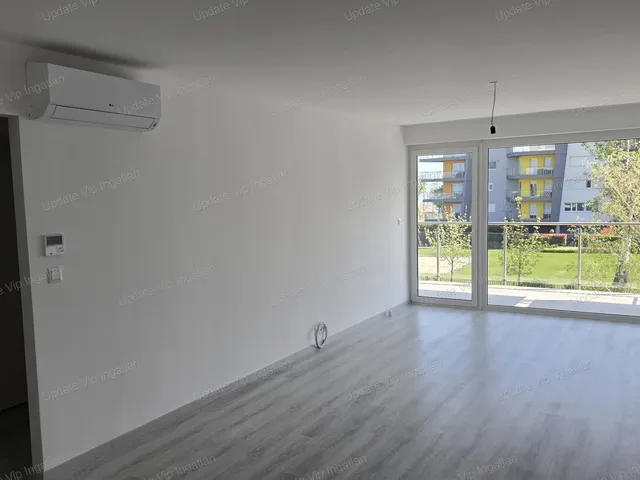 Eladó lakás Siófok, Ezüstpart 59 nm