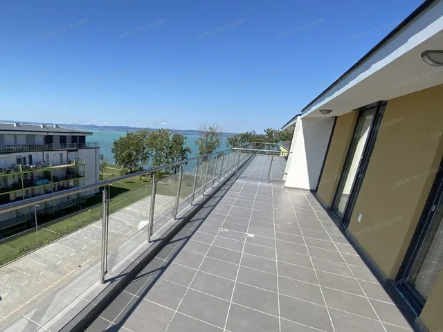 Eladó lakás Siófok, Balatonszéplak 74 nm