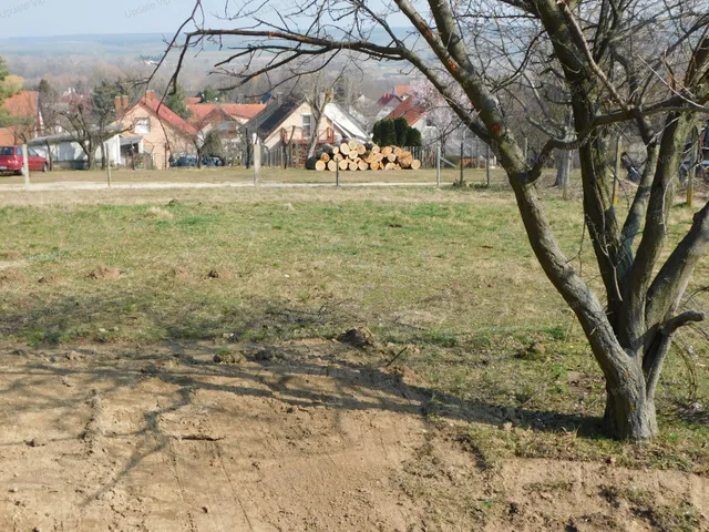 Eladó telek Balatonföldvár 868 nm