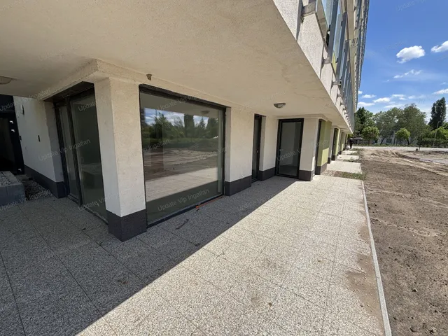 Eladó lakás Siófok, Ezüstpart 74 nm