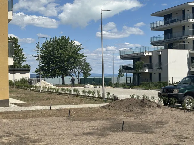 Eladó lakás Siófok, Ezüstpart 51 nm