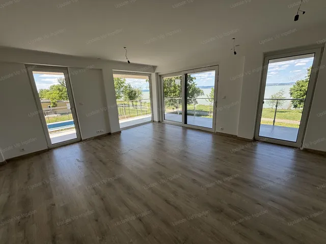 Eladó lakás Siófok, Balatonszéplak 103 nm