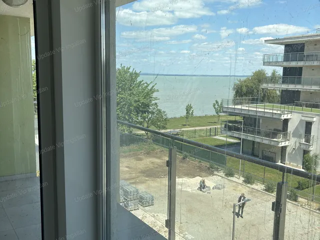 Eladó lakás Siófok, Ezüstpart 50 nm