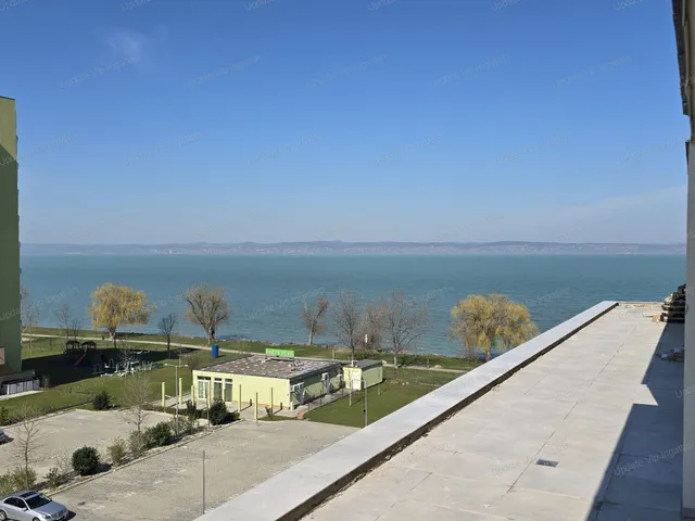 Eladó lakás Siófok, Balatonszéplak 102 nm