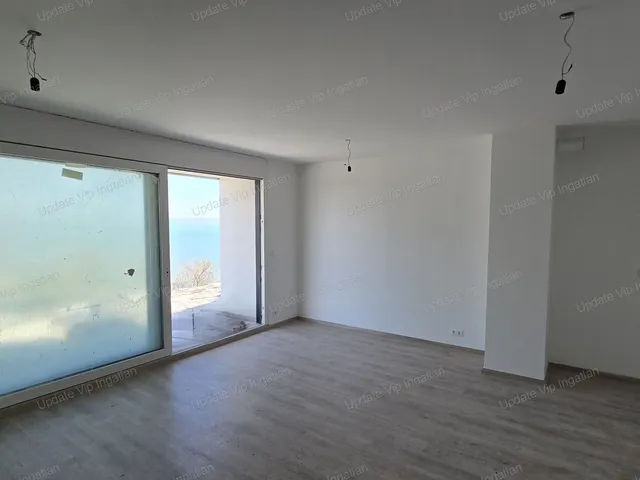 Eladó lakás Siófok, Ezüstpart 97 nm
