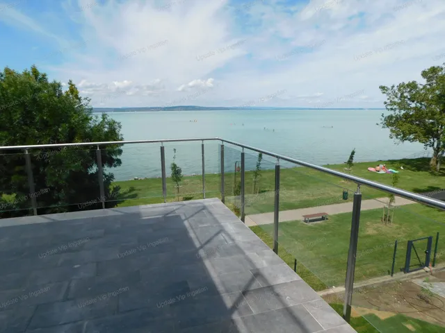 Eladó lakás Siófok, Balatonszéplak 122 nm