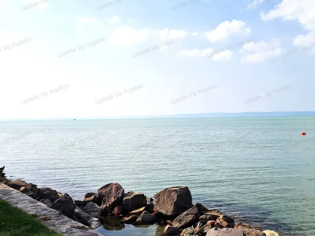 Eladó kereskedelmi és ipari ingatlan Siófok, Szabadifürdő 199 nm