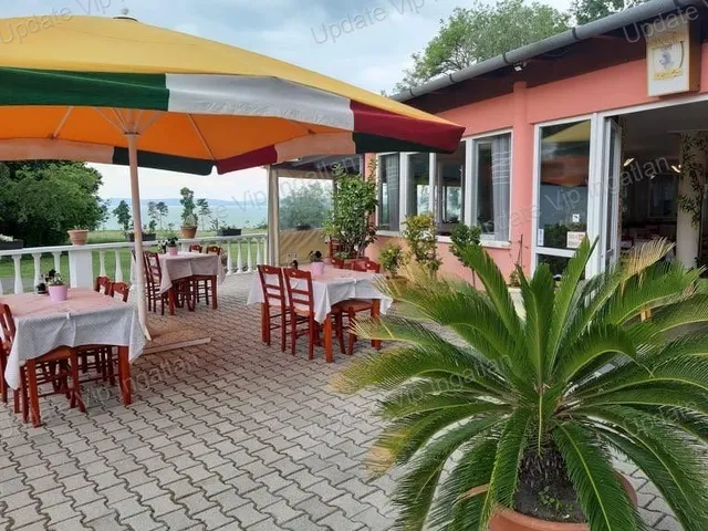 Eladó ház Balatonföldvár, Magaspart 442 nm
