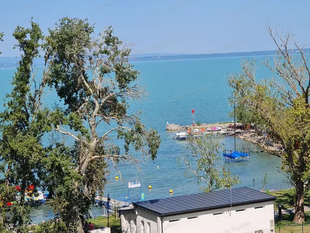 Eladó lakás Siófok, Ezüstpart 102 nm