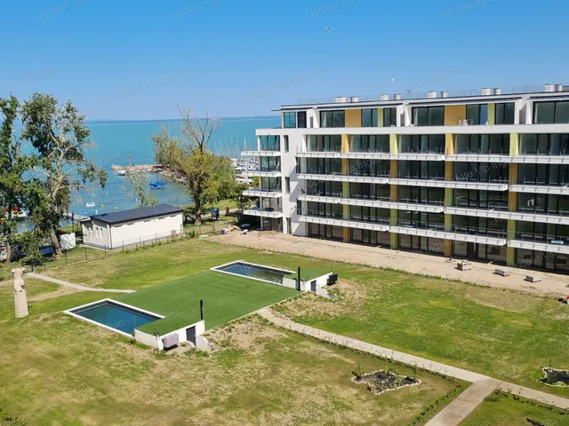 Eladó lakás Siófok, Ezüstpart 102 nm
