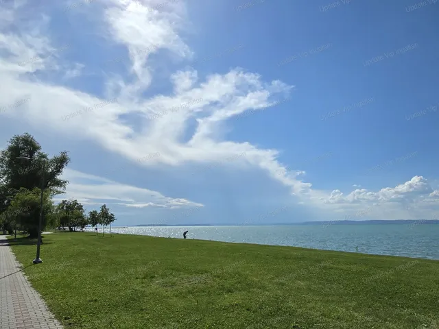 Eladó telek Siófok, Aranypart 1428 nm