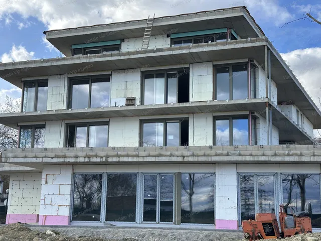 Eladó nyaraló Balatonalmádi, Városközpont 55 nm