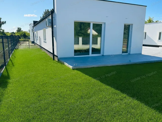 Eladó nyaraló Siófok, Sóstó 45 nm