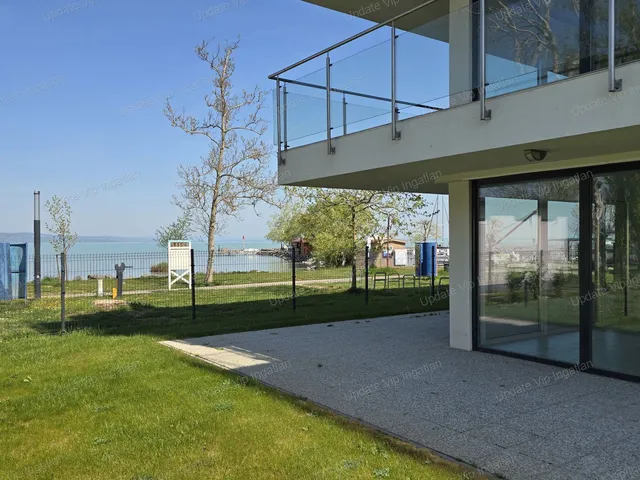 Eladó lakás Siófok, Balatonszéplak 97 nm