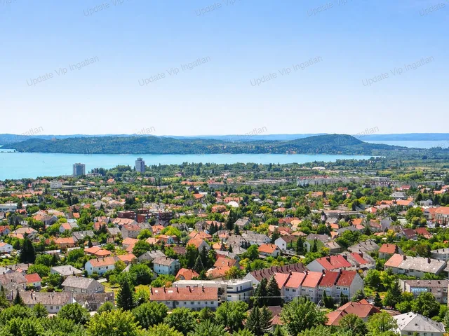 Eladó telek Balatonfüred 750 nm