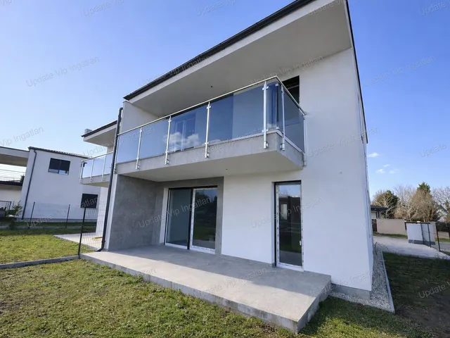 Eladó lakás Siófok, Fokihegy 130 nm