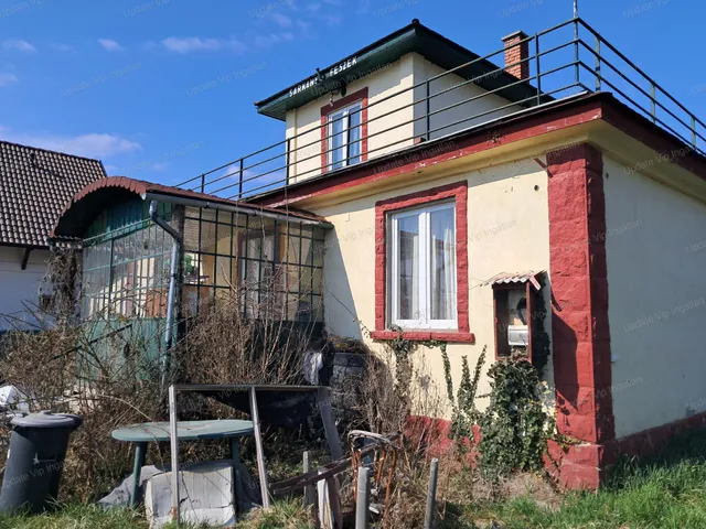 Eladó ház Balatonkenese 90 nm