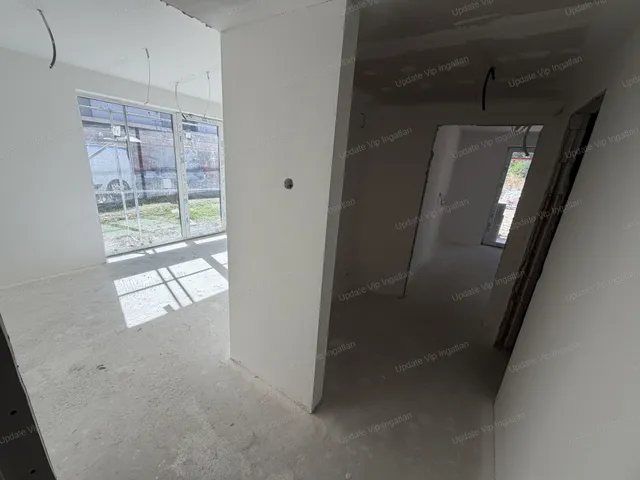 Eladó lakás Siófok, Ezüstpart 54 nm