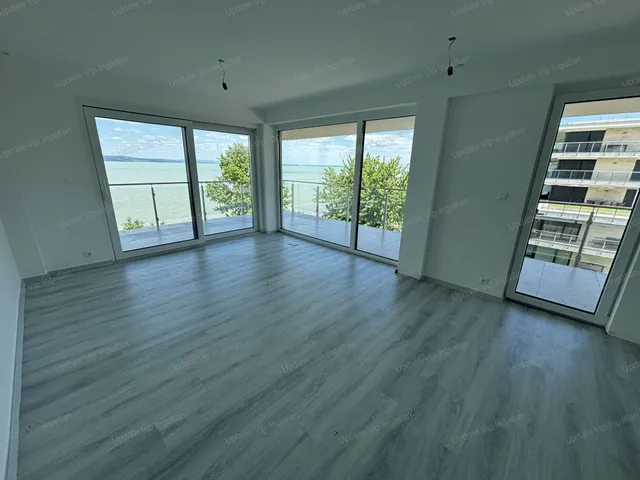Eladó lakás Siófok, Ezüstpart 101 nm