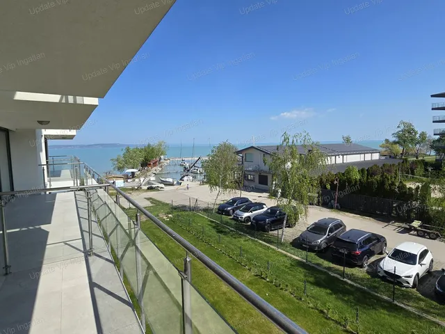 Eladó lakás Siófok, Ezüstpart 59 nm