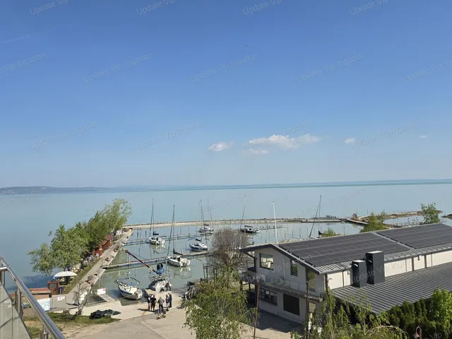 Eladó lakás Siófok, Ezüstpart 59 nm