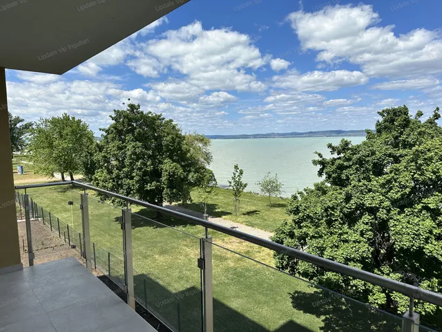 Eladó lakás Siófok, Ezüstpart 101 nm