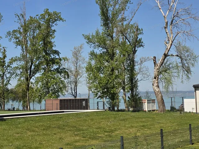 Eladó lakás Siófok, Balatonszéplak 63 nm