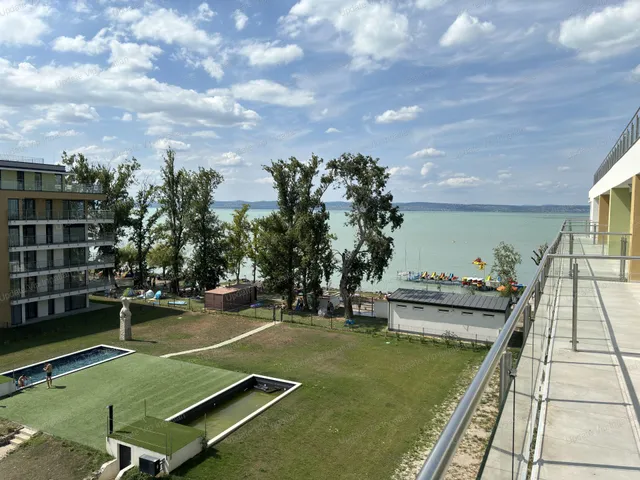 Eladó lakás Siófok, Balatonszéplak 59 nm