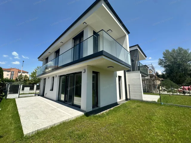 Eladó ház Siófok, Aranypart 110 nm