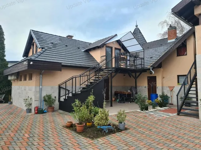 Eladó ház Siófok, Aranypart 290 nm