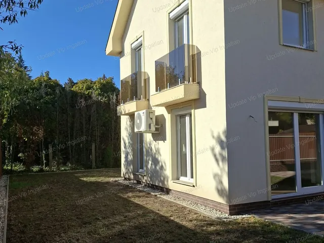 Eladó ház Balatonvilágos 158 nm