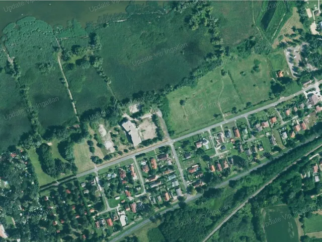 Eladó telek Balatonberény 15903 nm