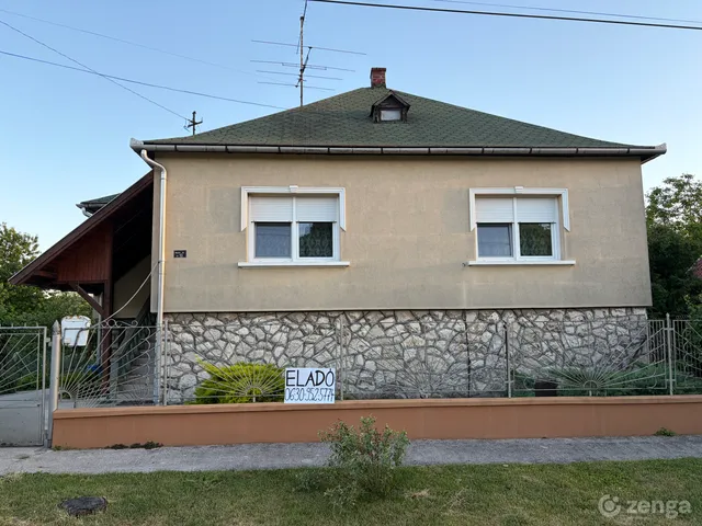 Eladó ház Nagysáp, Bajcsy-Zsilinszky utca 110 nm