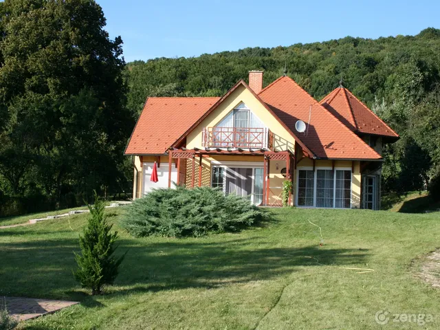 Eladó ház Bakonybél 150 nm