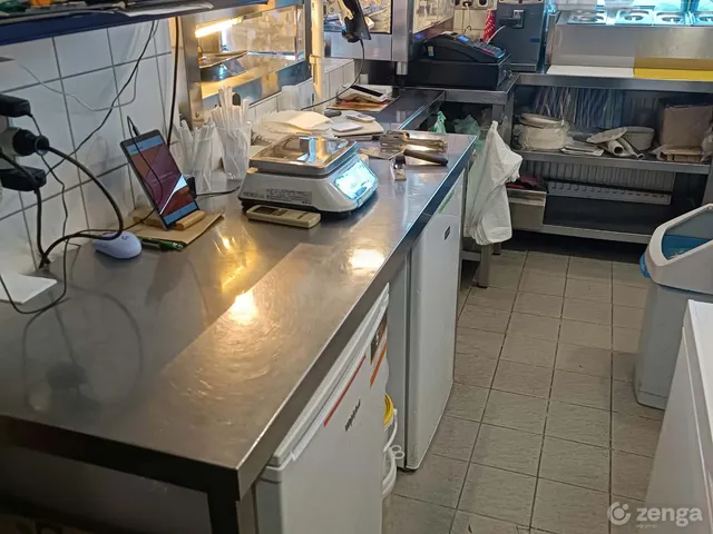 Eladó kereskedelmi és ipari ingatlan Budaörs 25 nm