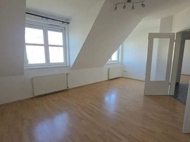 Eladó lakás Székesfehérvár, Búrtelep 63 nm