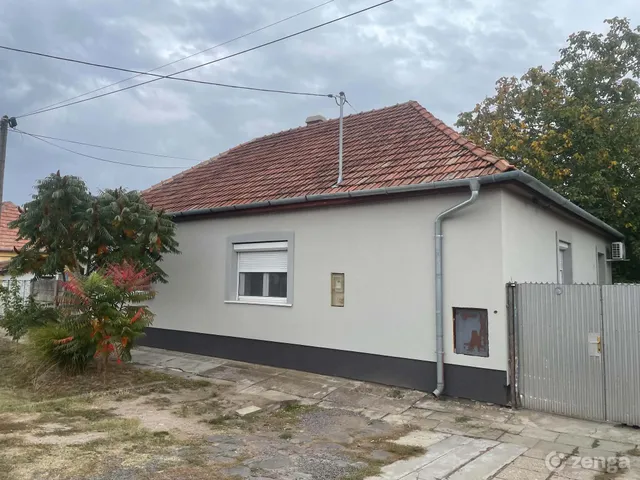 Eladó ház Gyula, Máriafalva 666 nm