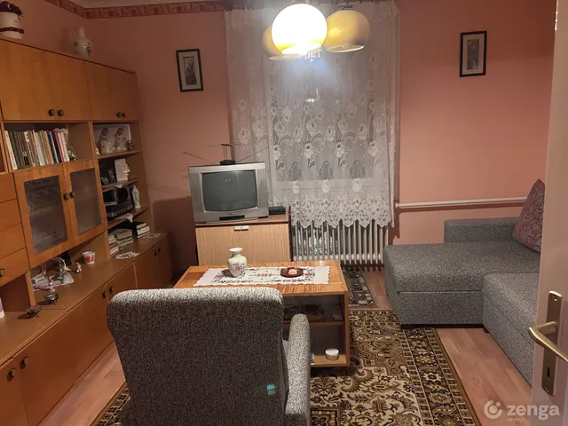 Eladó lakás Tatabánya, Kertváros 48 nm