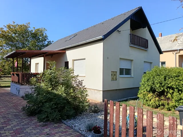 Eladó ház Sármellék 122 nm