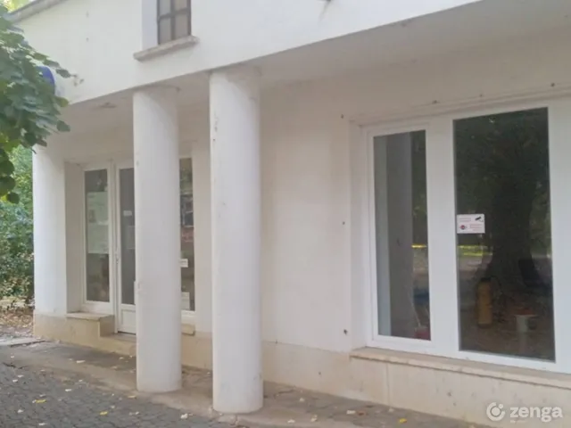 Kiadó kereskedelmi és ipari ingatlan Mezőkovácsháza 80 nm